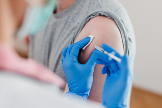 Casos de COVID-19 em Nova Andradina reacendem alerta para vacinação e prevenção