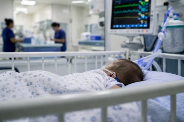Vírus Sincicial Respiratório Ameaça Bebês no Brasil: O Que Pais e Cuidadores Precisam Saber Agora