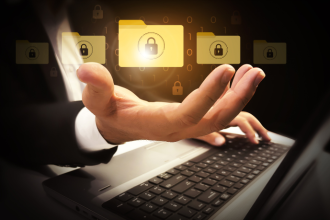 Brasil registra avanço no cuidado digital em saúde, mas especialistas alertam para desafios no acesso e na segurança de dados