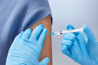 Vacina Pneumo 20 no SUS: quem pode receber, o que muda e por que a ampliação da proteção é importante para os brasileiros